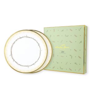 Sandra Dewi Series - Dinner Plate Festive Wreath